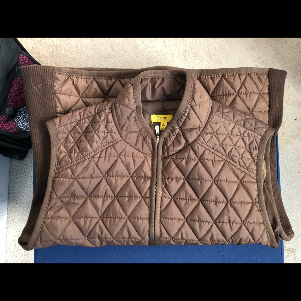 Super cute brown vest